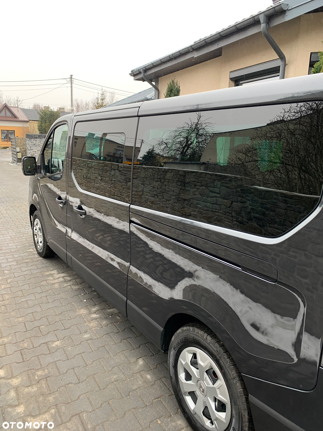 Renault Trafic SpaceClass 2.0 dCi Escapade EDC - 3