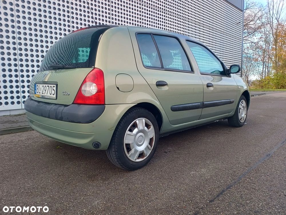 Renault Clio 1.2 16V Alize - 5