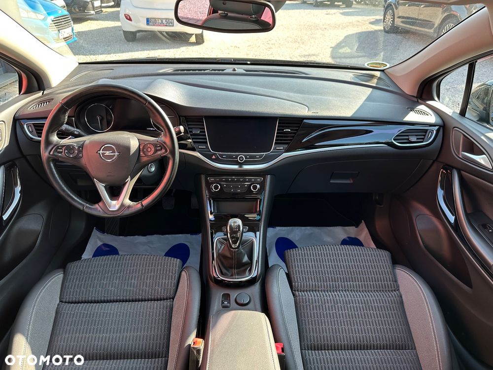 Opel Astra 1.2 Turbo Edition - 24