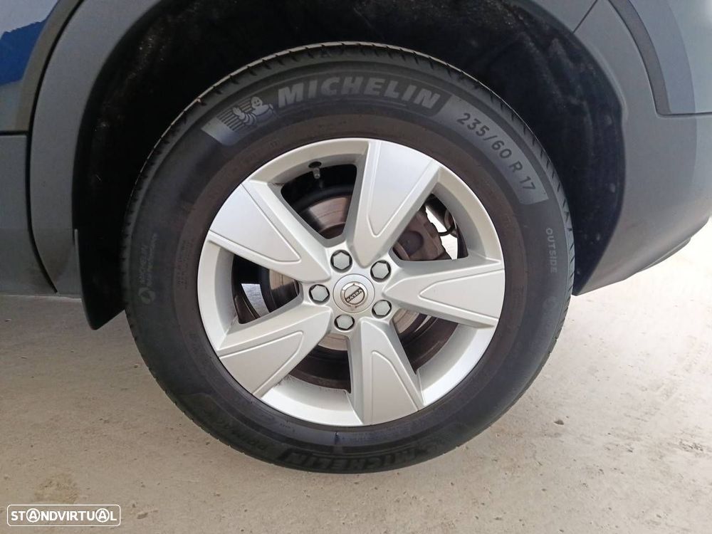 Volvo XC 40 1.5 T2 Momentum Core - 11