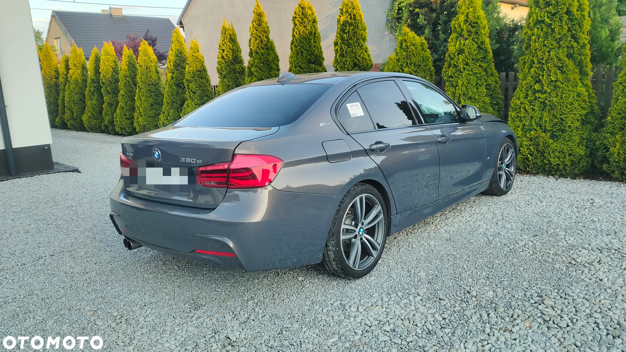 BMW Seria 3 330e iPerformance - 8