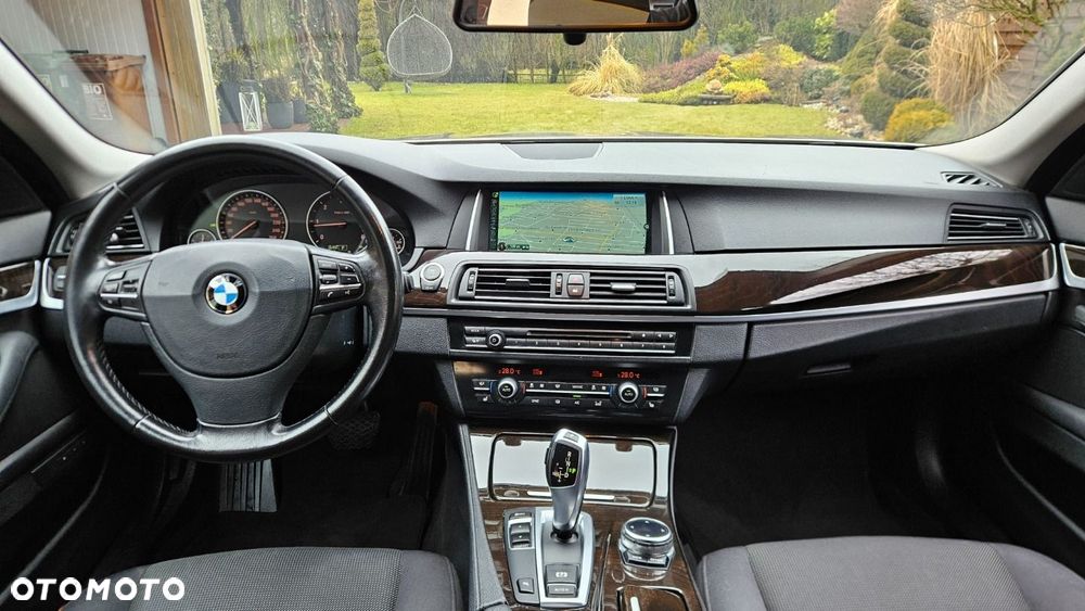 BMW Seria 5 520d - 18