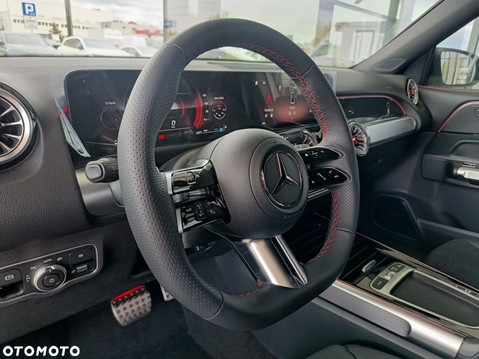Mercedes-Benz GLB - 25