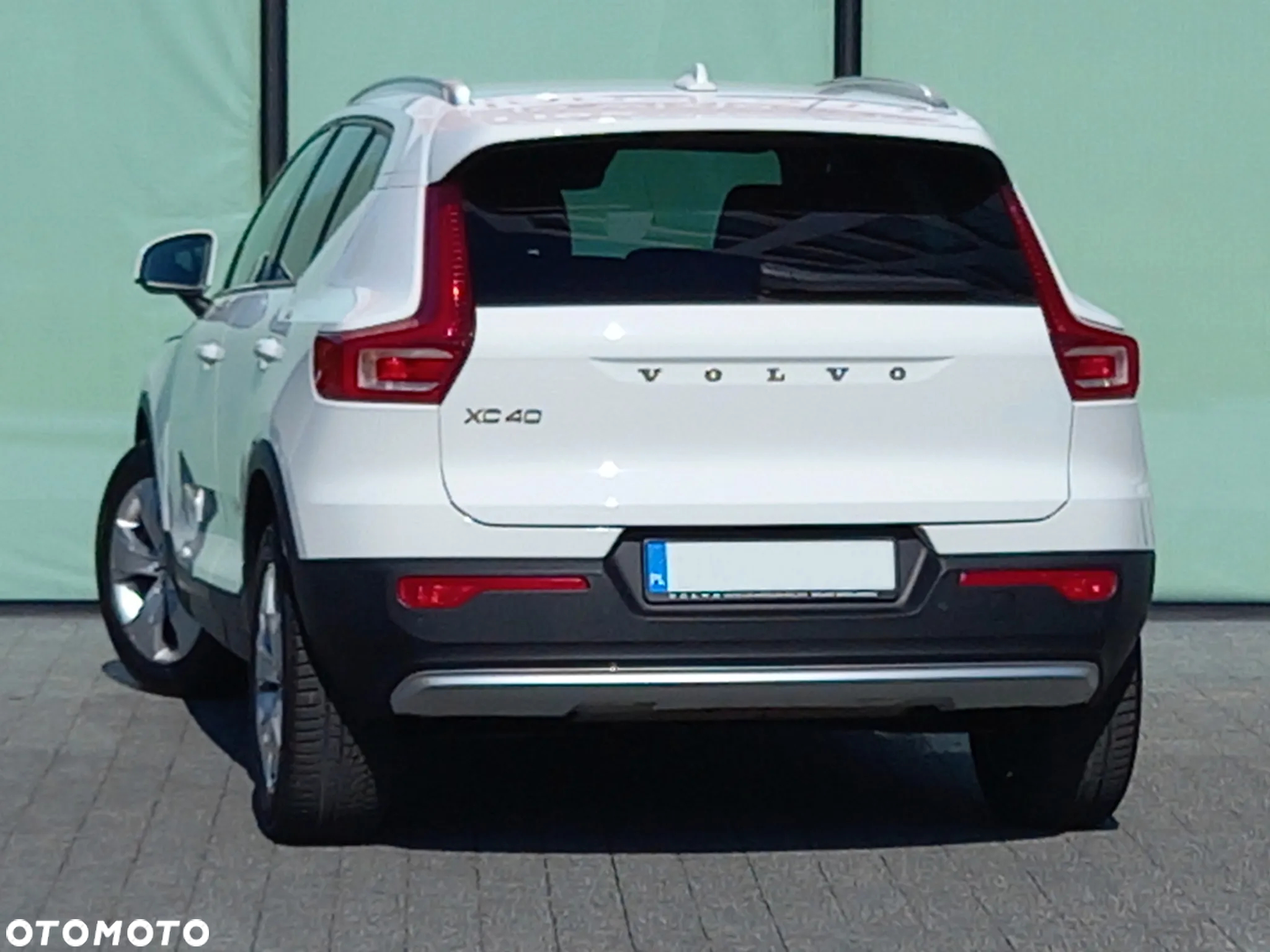 Volvo XC 40 T3 Momentum - 2