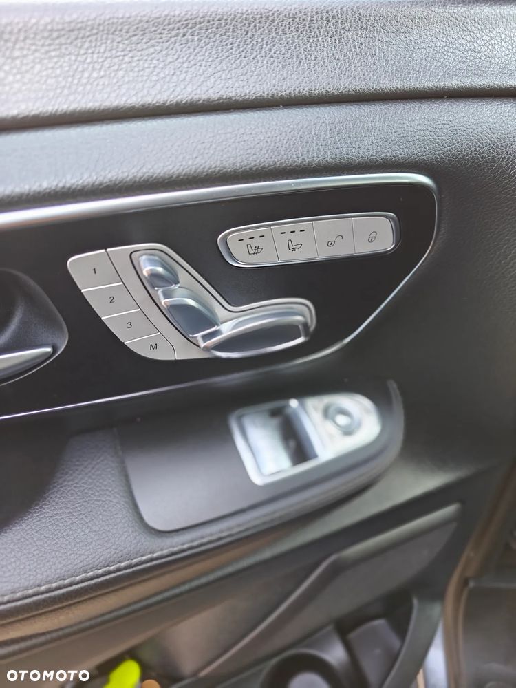 Mercedes-Benz Klasa V 250 (BlueTEC) d Avantgarde 7G-Tronic (d³ugi) - 16