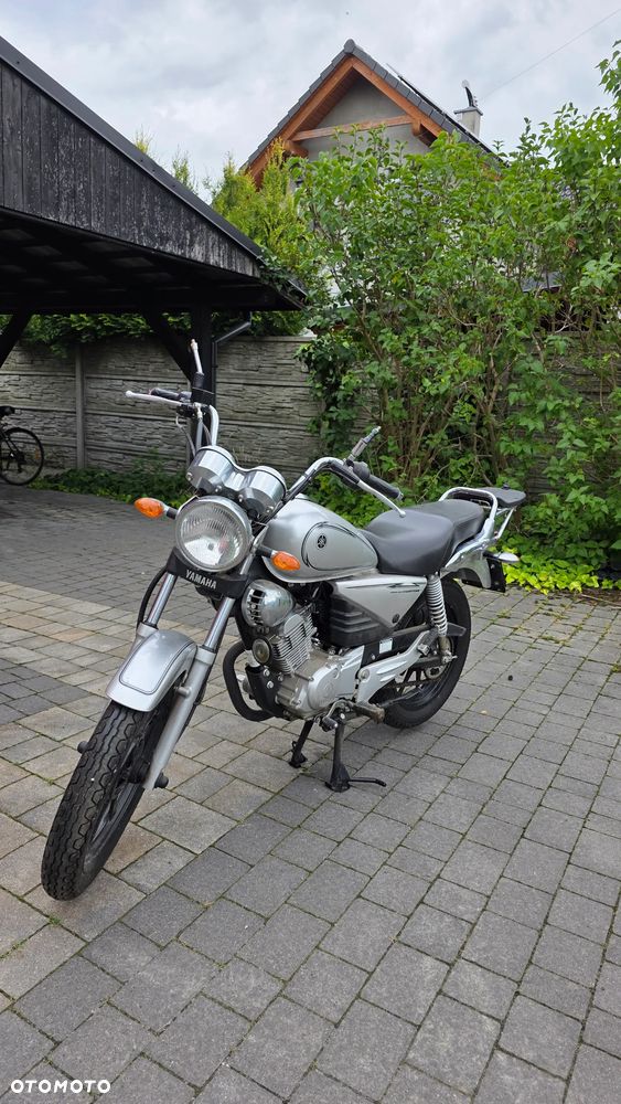 Yamaha YB - 5