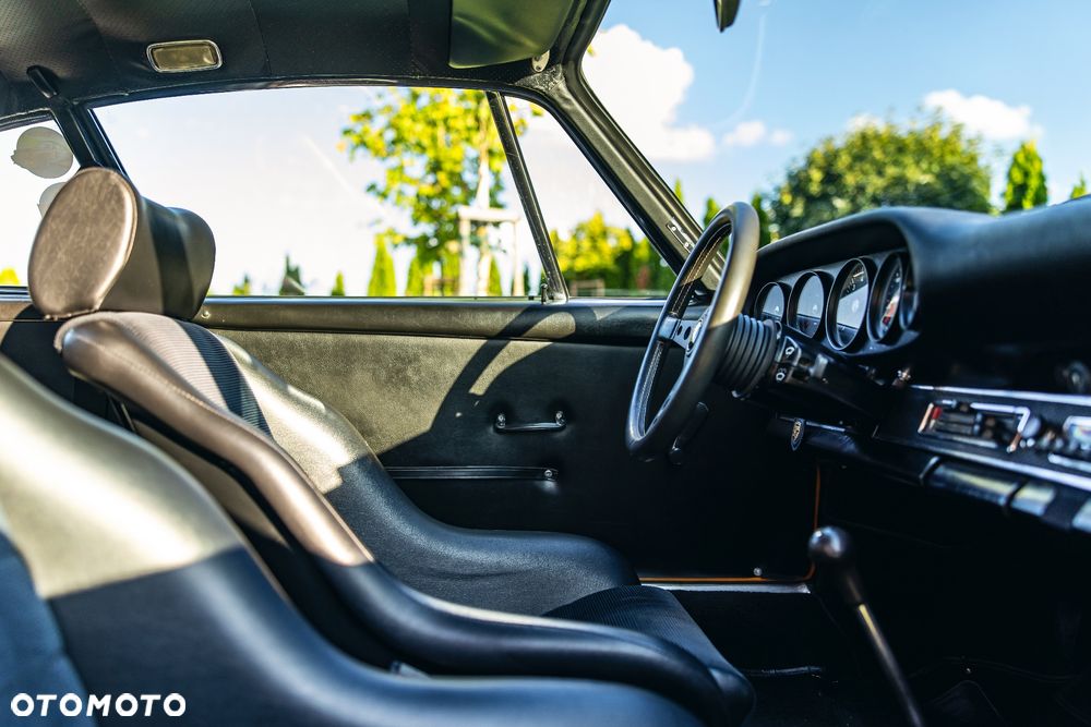 Porsche 911 - 23