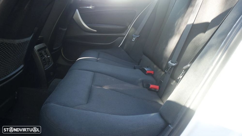 BMW 116 i Aut. Sport Line - 15