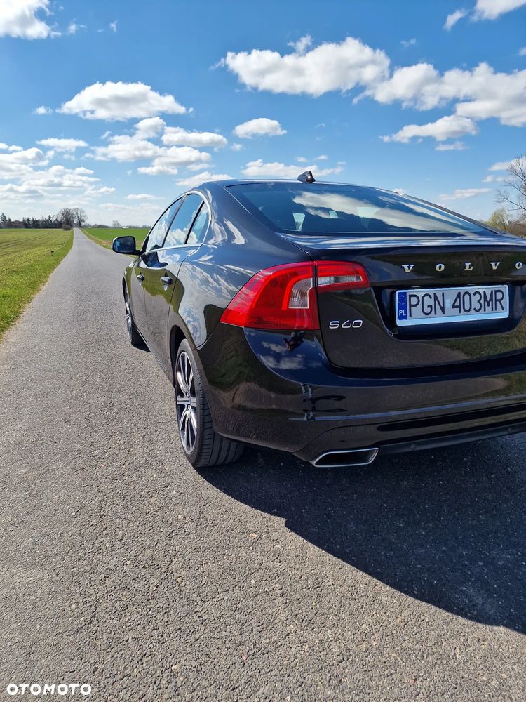 Volvo S60 D4 Geartronic Momentum - 8