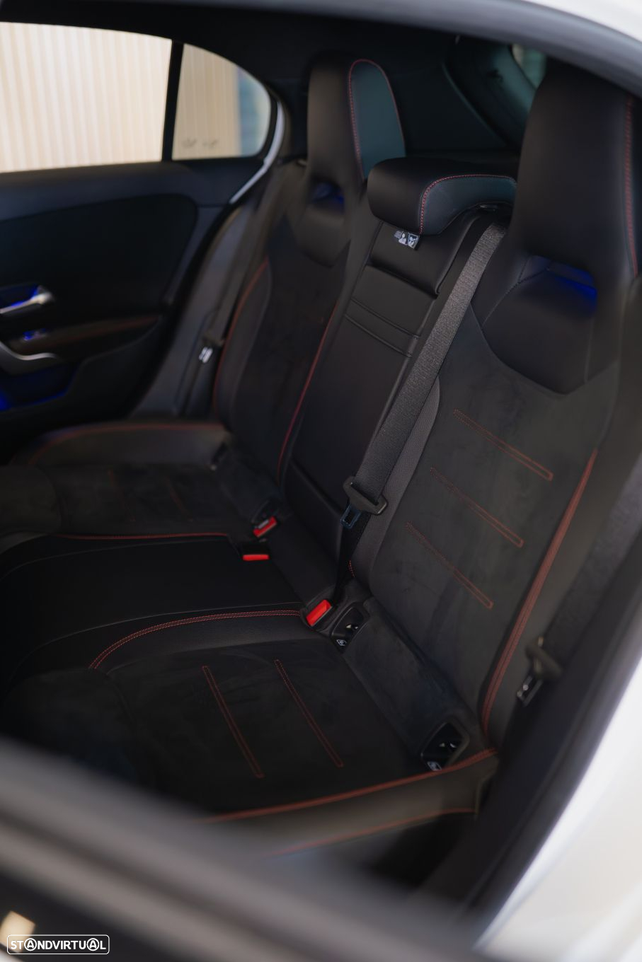 Mercedes-Benz A 180 d AMG Line - 26