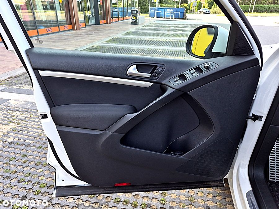 Volkswagen Tiguan 2.0 TDI R-Style - 30