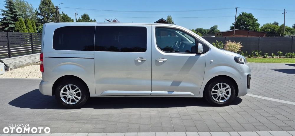 Peugeot Traveller 2.0 BlueHDi Compact Active - 11