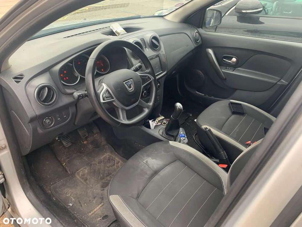 Dacia Sandero Stepway TCe 90 (S&S) Celebration - 5