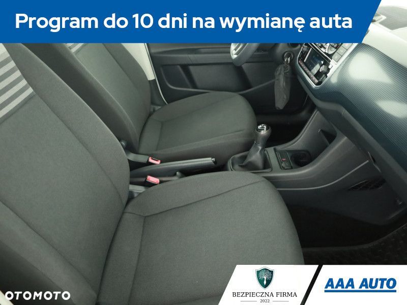 Volkswagen up! - 9