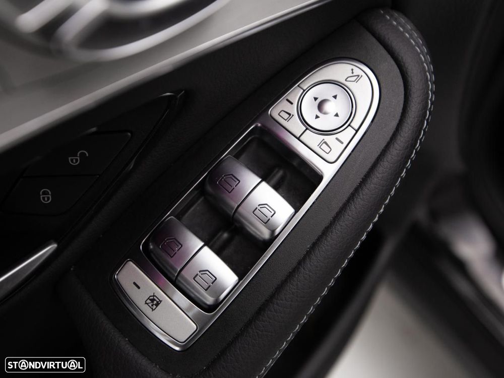 Mercedes-Benz GLC 300 de 4Matic - 18