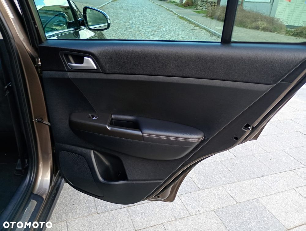 Kia Sportage 1.6 GDI M 2WD - 31