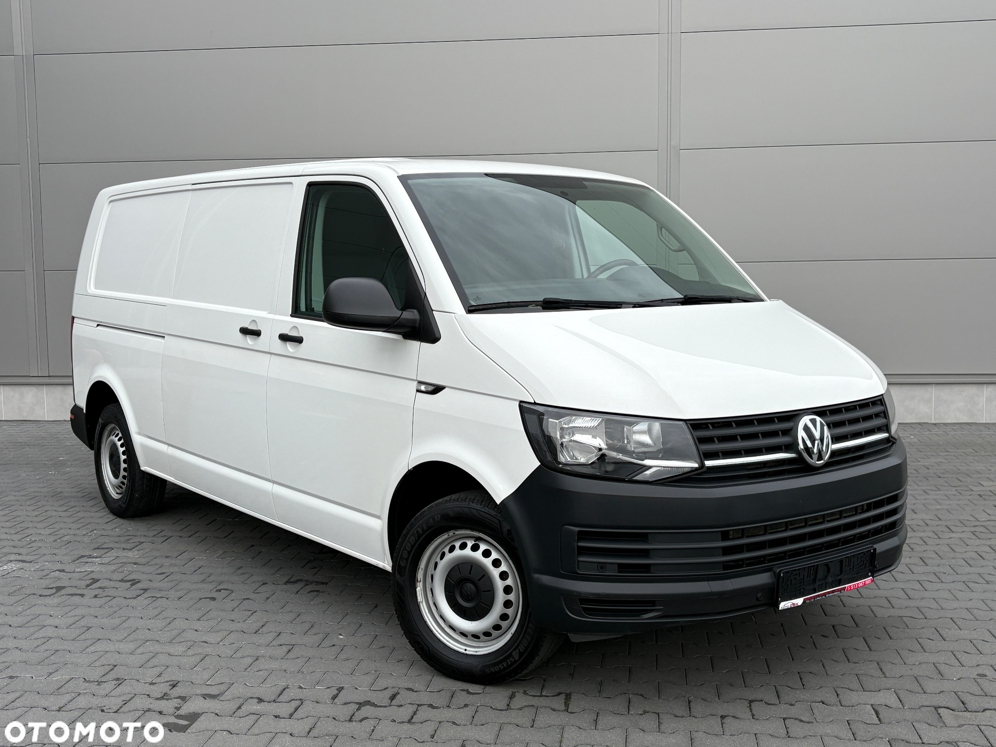 Volkswagen Transporter T6 - 4