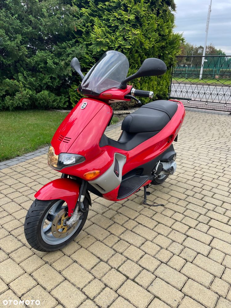 Piaggio Vespa - 2