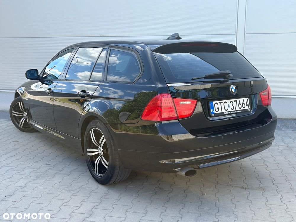 BMW Seria 3 318d DPF Edition Sport - 3