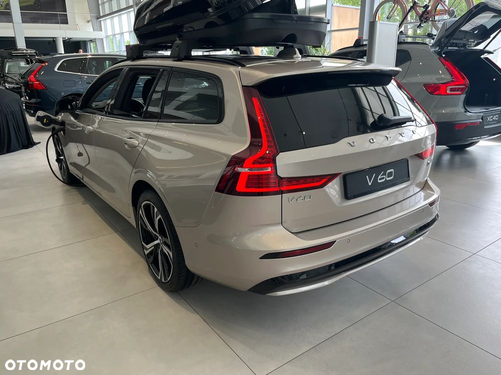 Volvo V60 T6 AWD Plug-In Hybrid Ultra Dark - 5