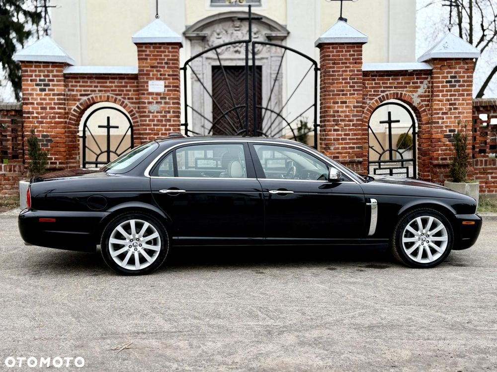 Jaguar XJ XJ8 4.2 Executive - 11