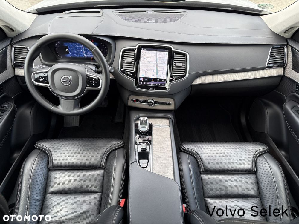 Volvo XC 90 - 21