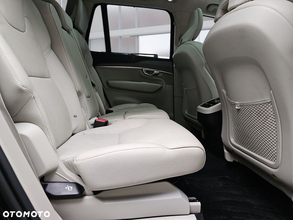 Volvo XC 90 B5 D AWD Ultimate Bright 7os - 21