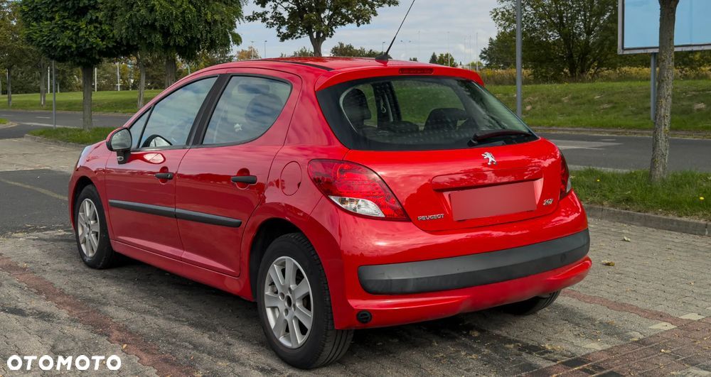 Peugeot 207 - 3