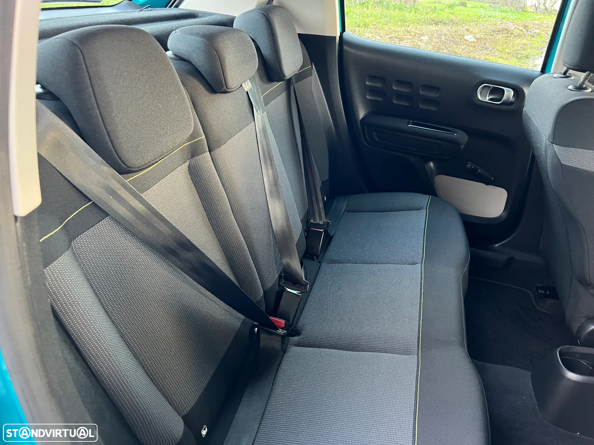 Citroën C3 1.2 PureTech Shine - 19