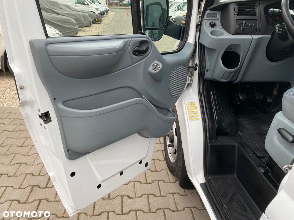 Ford TRANSIT - 11
