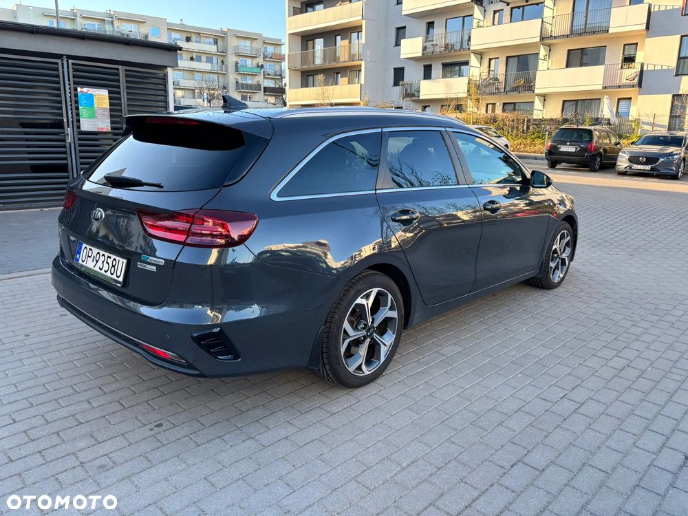 Kia Ceed 1.6 CRDi mHEV Business Line - 4