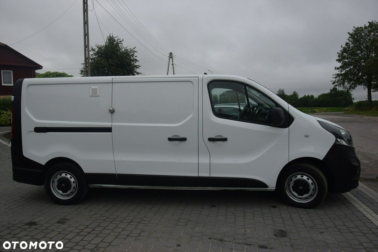 Opel Vivaro - 8