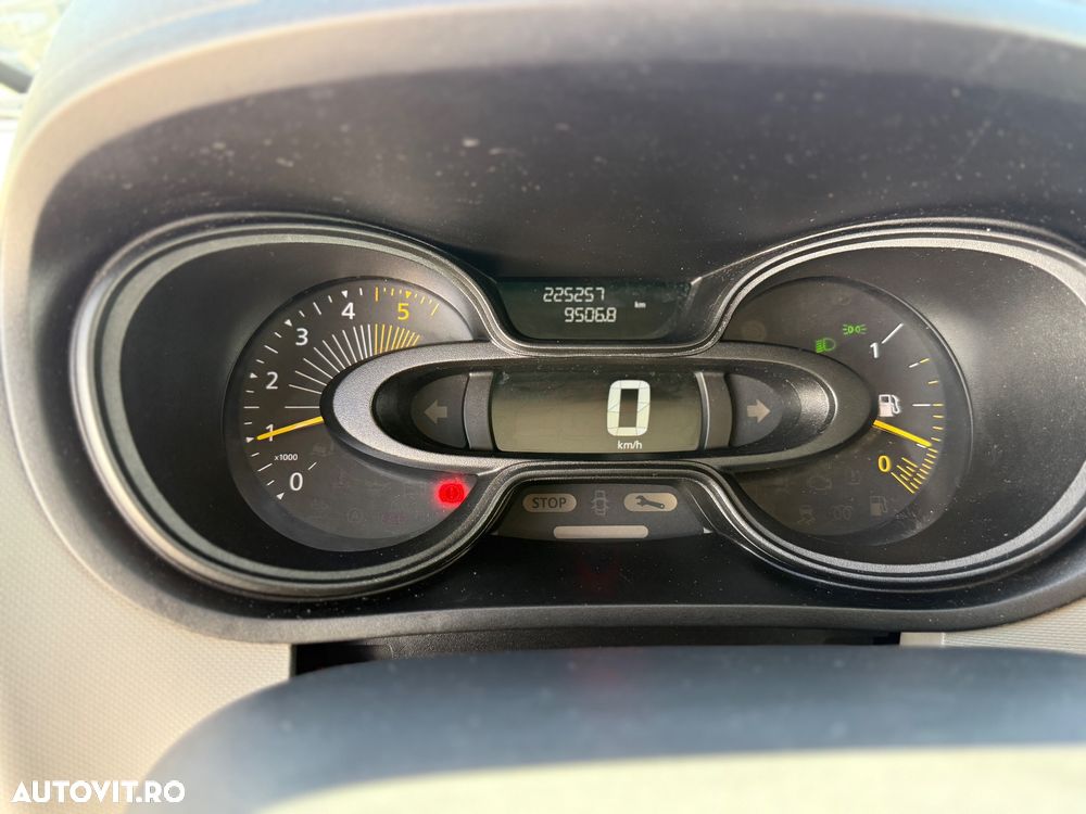 Renault Trafic (ENERGY) Start & Stop Combi Expression - 12