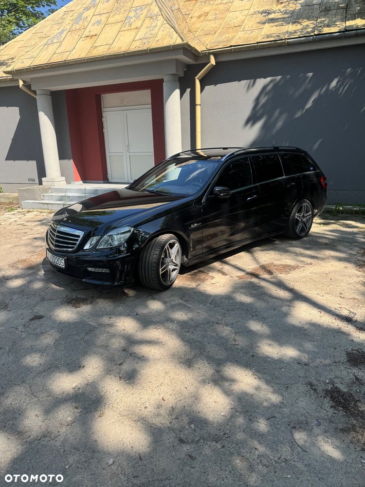 Mercedes-Benz Klasa E 63 AMG - 6