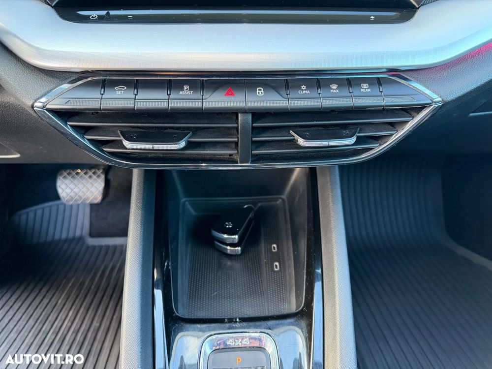 Skoda Octavia 2.0 TSI DSG 4x4 Style - 22