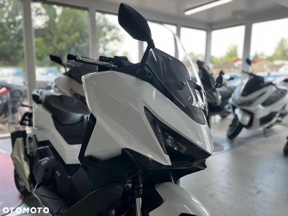 Honda NSS - 5