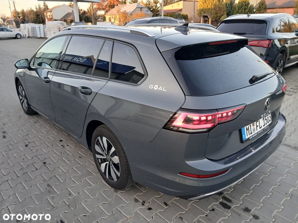 Volkswagen Golf - 4