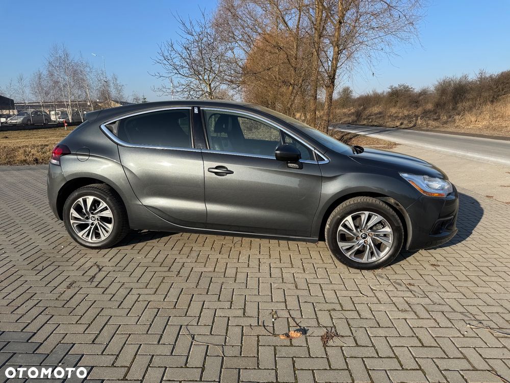 Citroën DS4 2.0 BlueHDi SoChic S&S - 3