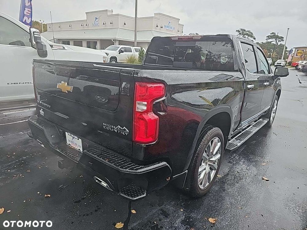 Chevrolet Silverado - 10