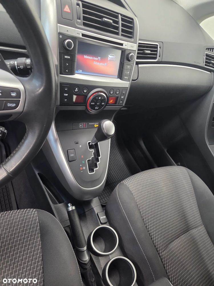 Toyota Verso 1.8 Multidrive Edition - 15