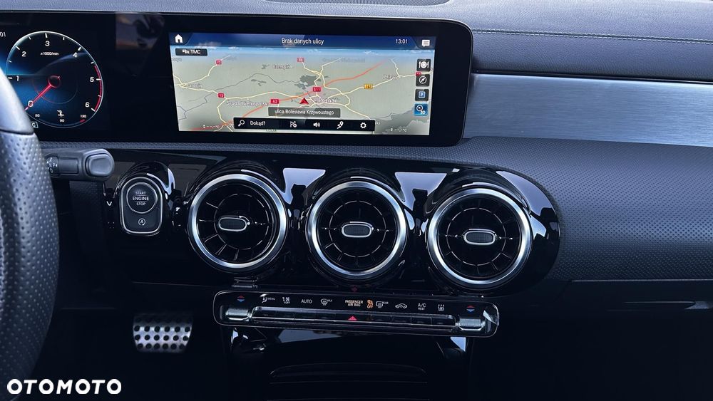 Mercedes-Benz CLA - 18