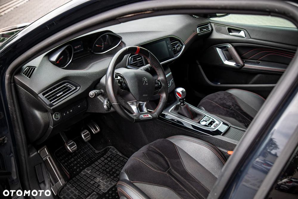 Peugeot 308 - 6
