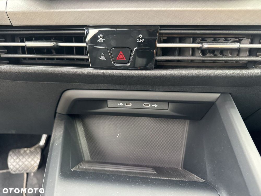 Volkswagen Golf Variant - 29