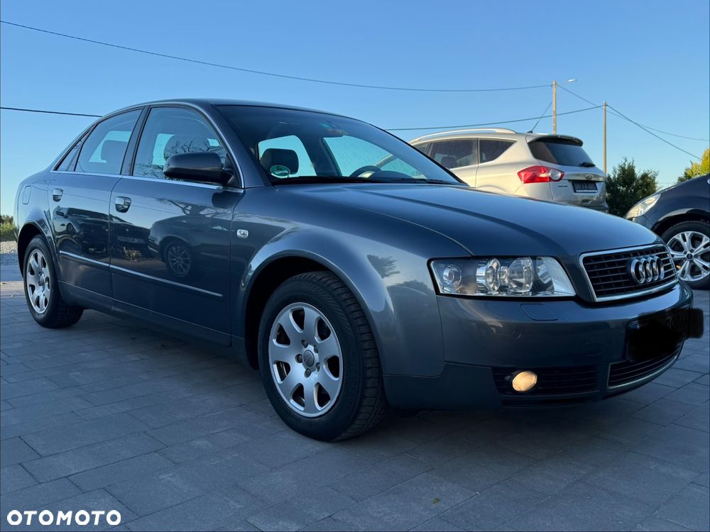 Audi A4 Limousine - 2