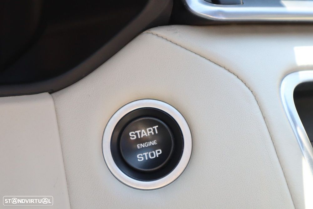 Land Rover Range Rover Velar 3.0 D R-Dynamic HSE - 55