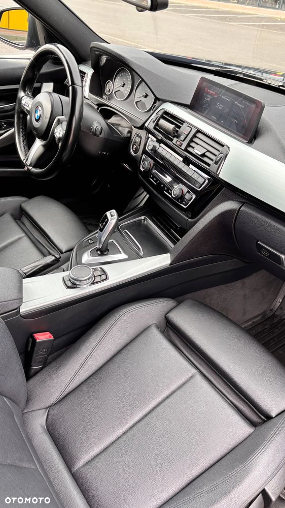 BMW Seria 3 - 22