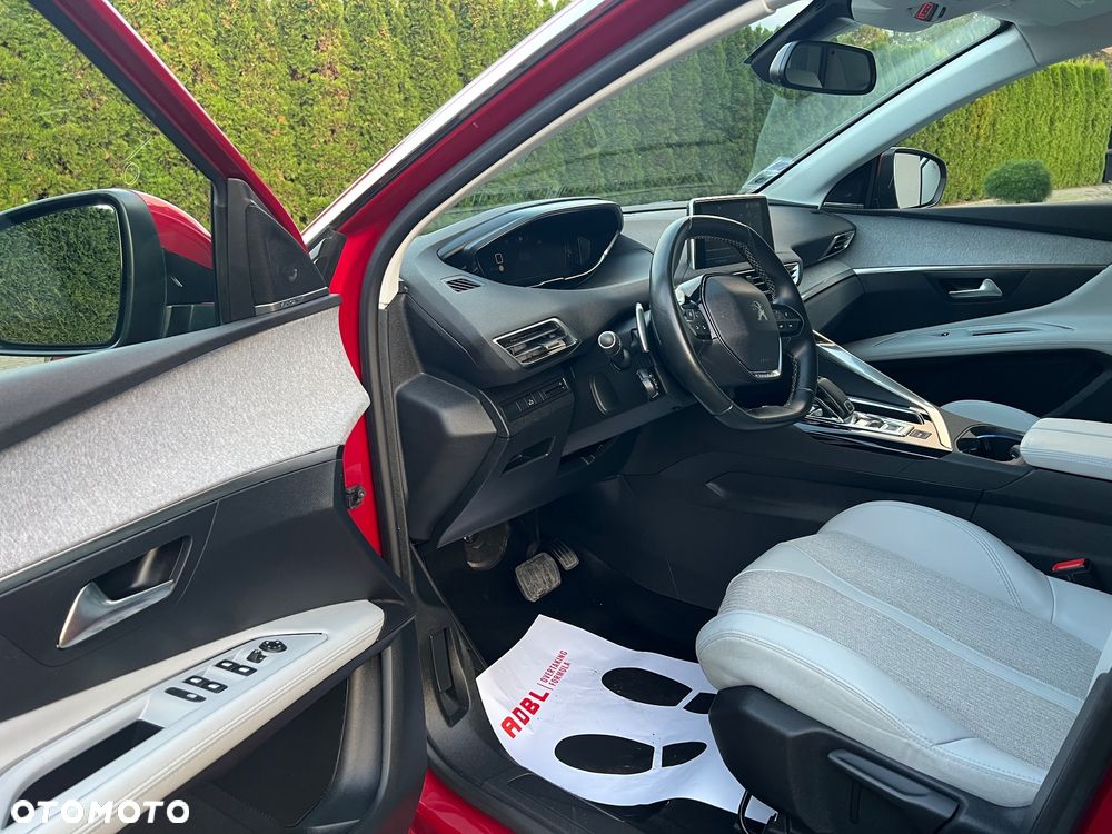 Peugeot 3008 BlueHDi 130 Stop & Start EAT8 Allure Pack - 11