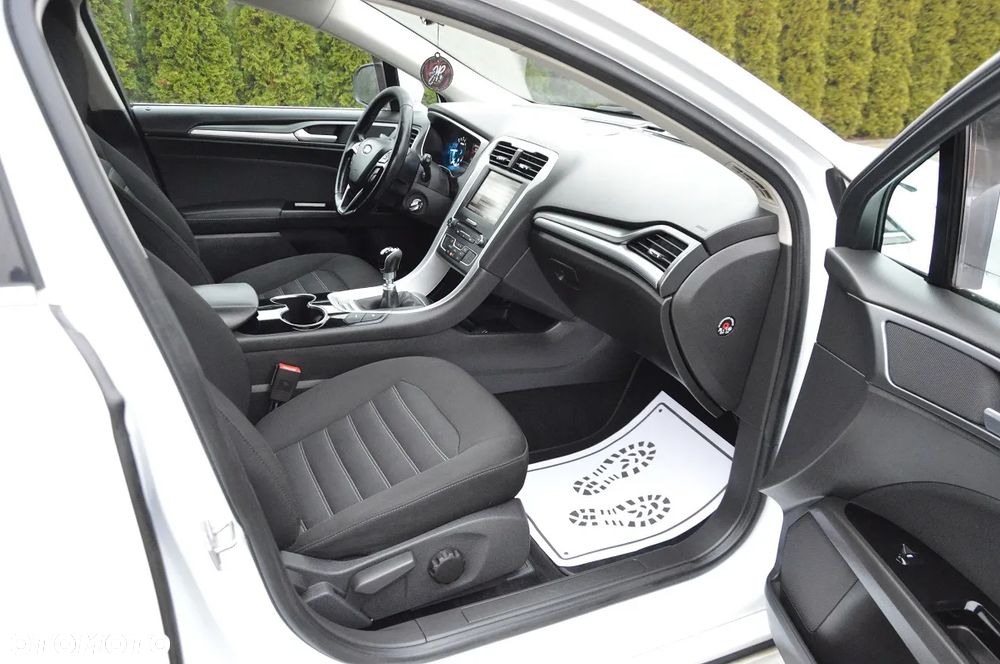 Ford Mondeo 2.0 TDCi Start-Stopp Business Edition - 38