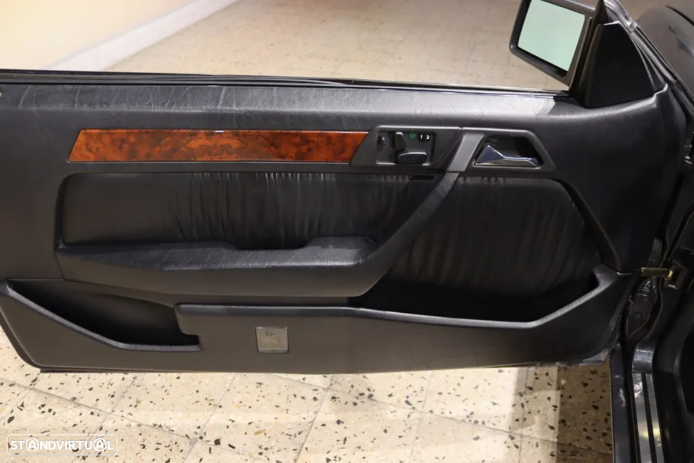 Mercedes-Benz E 220 - 12