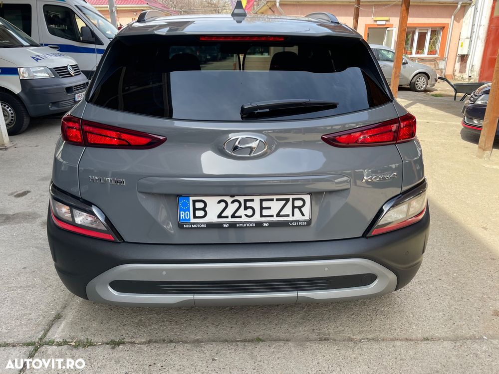 Hyundai KONA 1.0 T-GDI 2WD Highway - 2